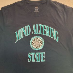 Levi’s graphic tee